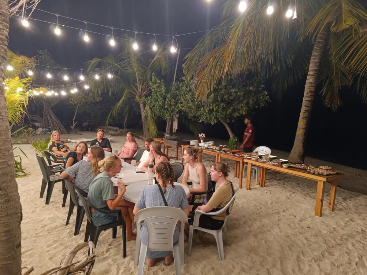 The Sunset Villa Dhiffushi Esterno foto
