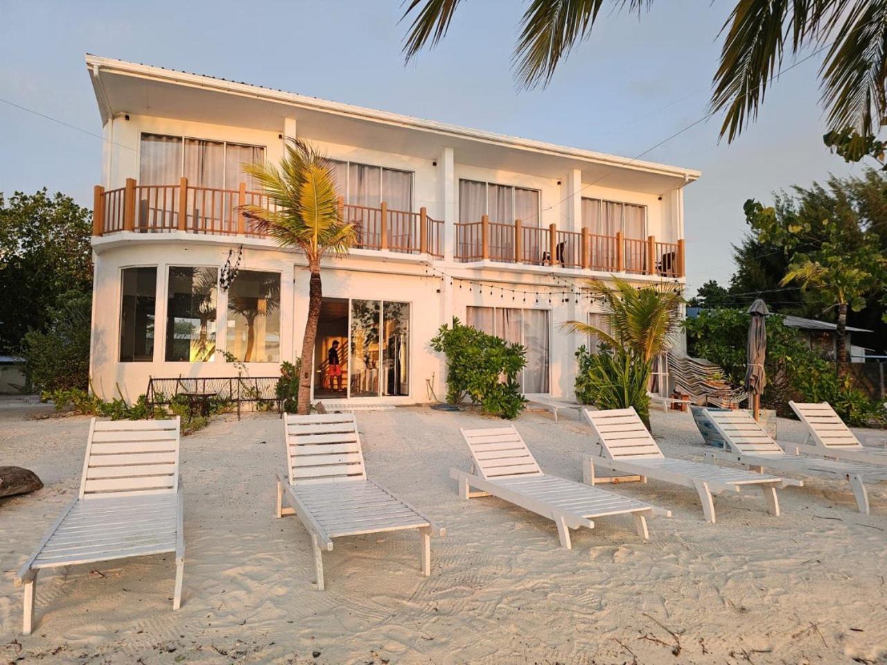 The Sunset Villa Dhiffushi Esterno foto