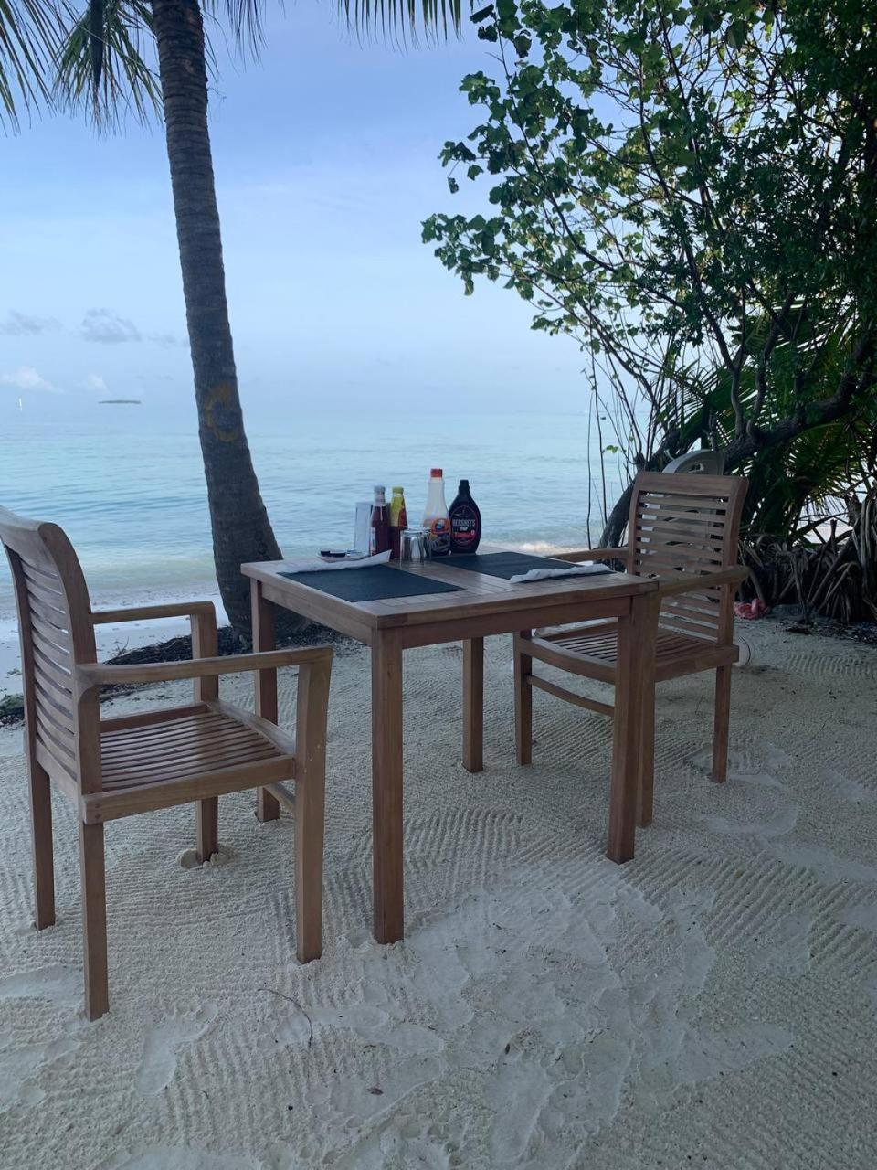 The Sunset Villa Dhiffushi Esterno foto